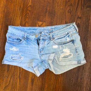American Eagle distressed denim jean shorts (10)